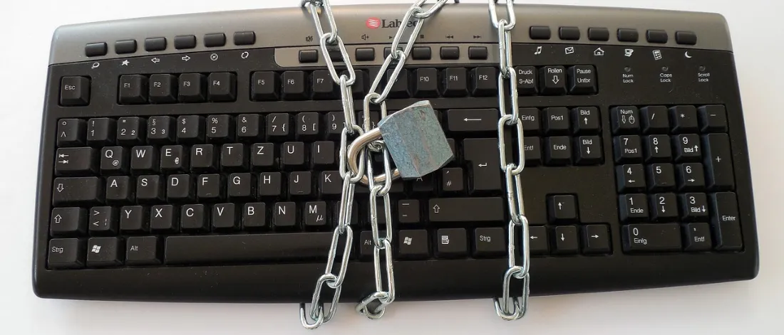 keyboard, secure, privacy policy, castle — Web Erişilebilirliği: Yalnız Bir Zorunluluk Değil